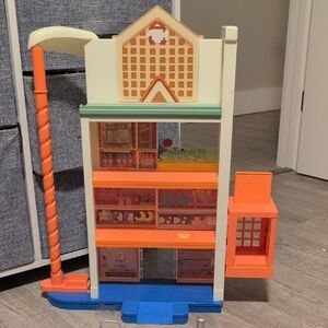 Bluey Supermarket Playset With Characters And Accessories